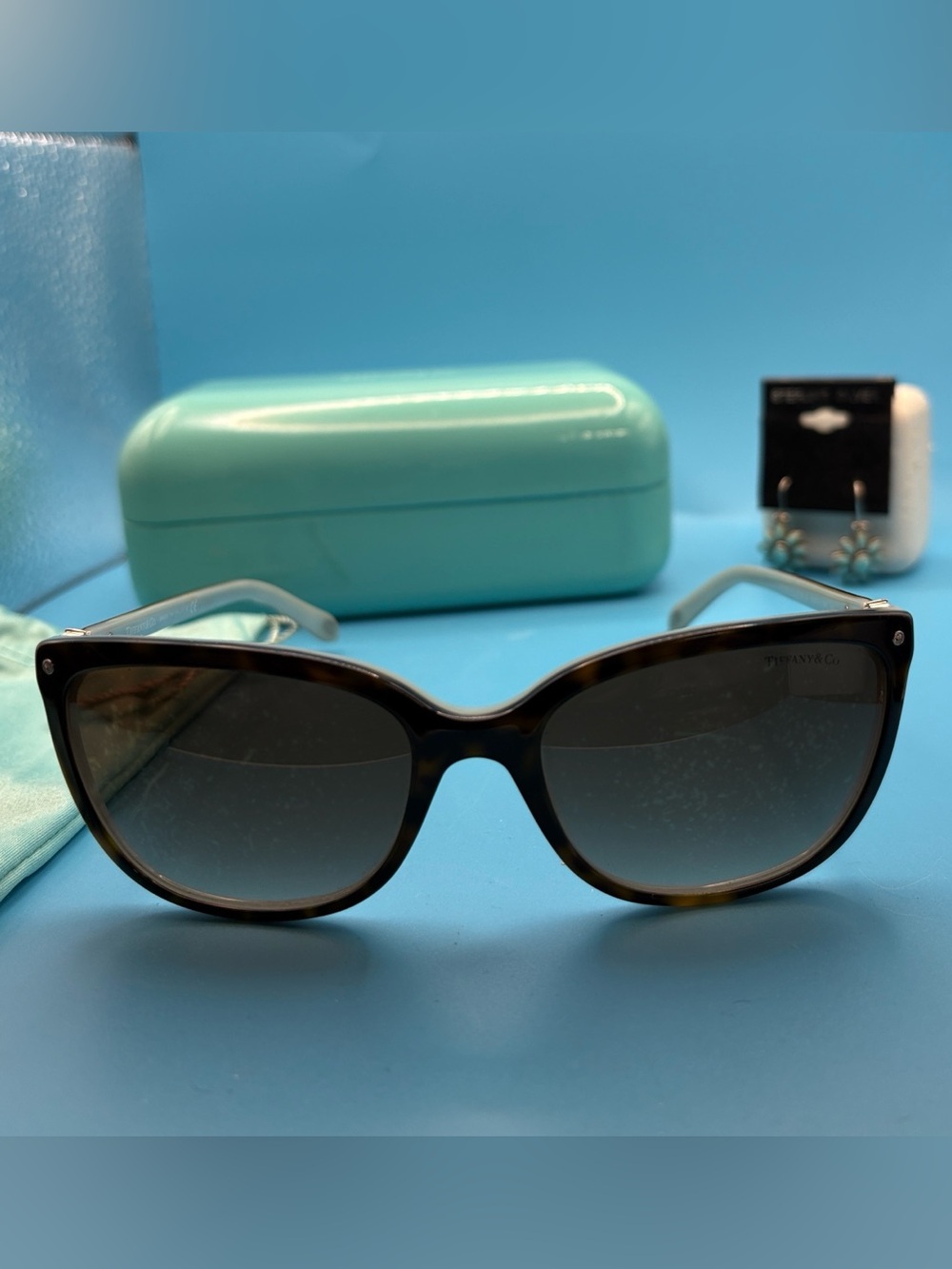 Tiffany & Co. Turquoise and Brown Cat-Eye Sunglasses with soft & hard case